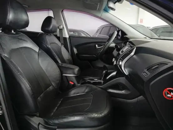 HYUNDAI-IX35-2.0 MPFI GLS 4X2 16V GASOLINA 4P AUTOMÁTICO HYUNDAI-IX35-2011