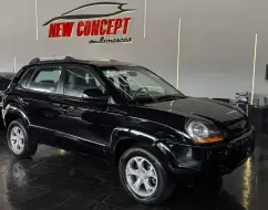 HYUNDAI TUCSON 2.0 MPFI GLS 16V 143CV 2WD GASOLINA 4P AUTOMÁTICO HYUNDAI TUCSON 2.0 MPFI GLS 16V 143CV 2WD GASOLINA 4P AUTOMÁTICO