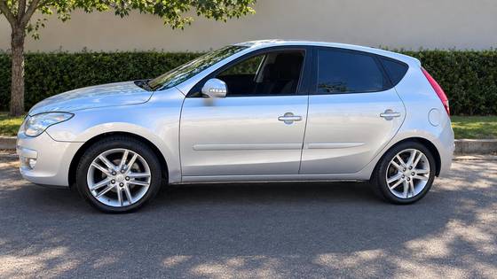 HYUNDAI I30 2.0 MPI 16V GASOLINA 4P AUTOMÁTICO