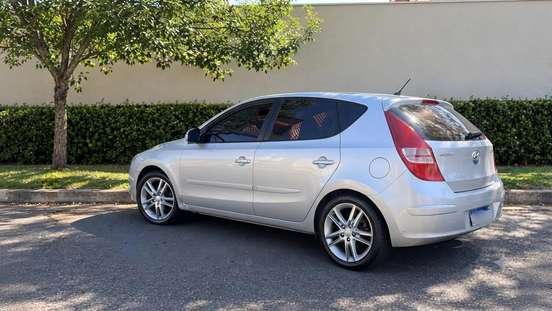 HYUNDAI-I30-2010
