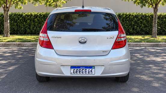 HYUNDAI-I30-2010