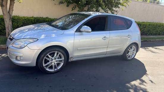 HYUNDAI-I30-2010