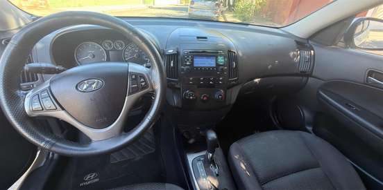 HYUNDAI-I30-2010