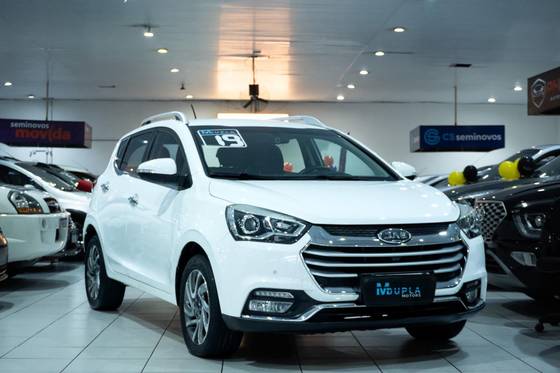 JAC T40 1.6 16V GASOLINA 4P CVT
