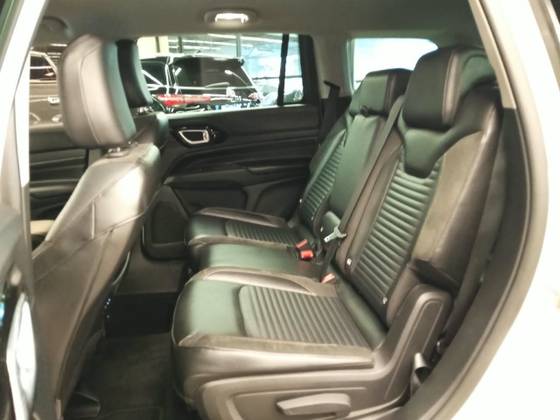 JEEP COMMANDER 1.3 T270 TURBO FLEX LIMITED AT6