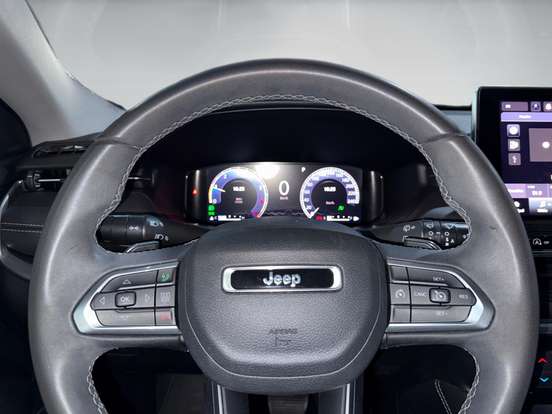 JEEP-COMMANDER-2023