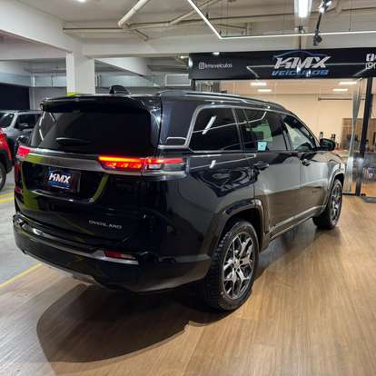 JEEP-COMMANDER-2023