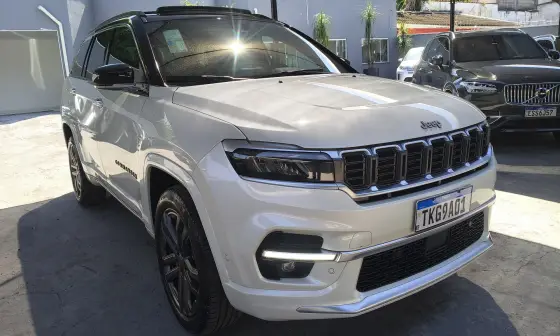 JEEP COMMANDER 2.0 HURRICANE 4 TURBO GASOLINA OVERLAND AT9