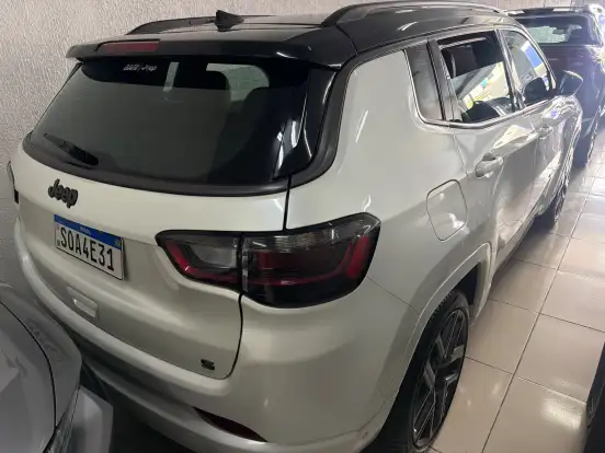 JEEP-COMPASS-2024