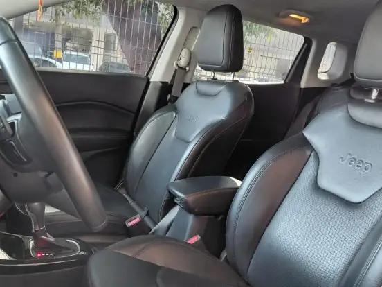JEEP-COMPASS-2.0 16V DIESEL LIMITED 4X4 AUTOMÁTICO JEEP-COMPASS-2020