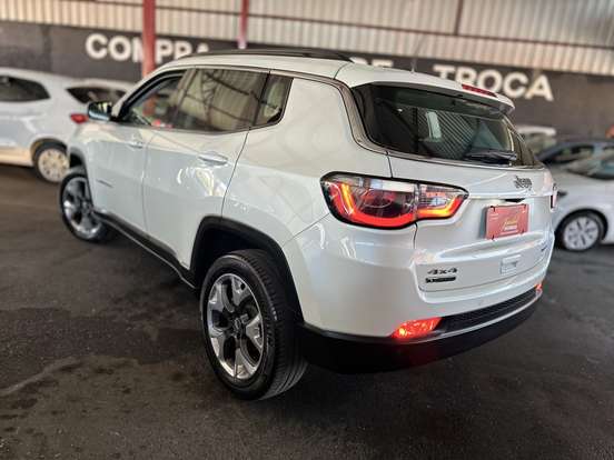 JEEP-COMPASS-2.0 16V DIESEL LONGITUDE 4X4 AUTOMÁTICO JEEP-COMPASS-2018