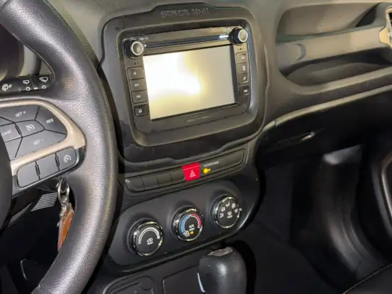 JEEP-RENEGADE-1.8 16V FLEX 4P AUTOMÁTICO JEEP-RENEGADE-2017