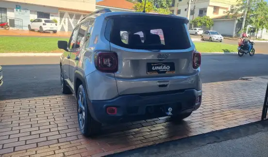 JEEP-RENEGADE-2020