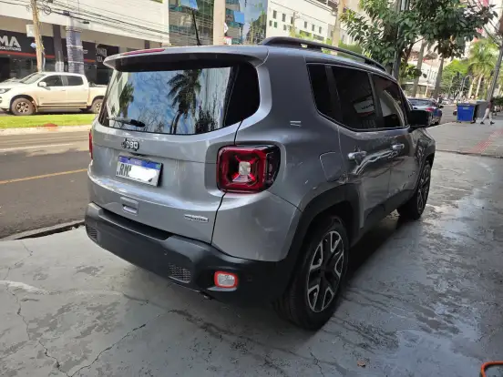 JEEP-RENEGADE-2021