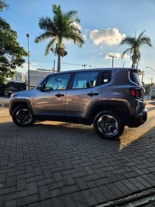 JEEP-RENEGADE-2020