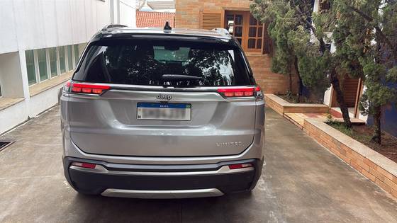 JEEP COMMANDER 1.3 T270 TURBO FLEX LIMITED AT6