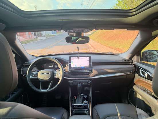 JEEP-COMMANDER-2022