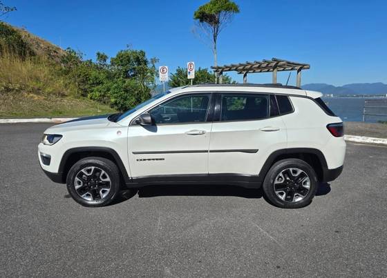 JEEP COMPASS 2.0 16V DIESEL TRAILHAWK 4X4 AUTOMÁTICO