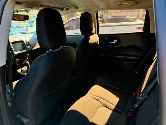 JEEP-COMPASS-2.0 16V FLEX LONGITUDE AUTOMÁTICO JEEP-COMPASS-2017