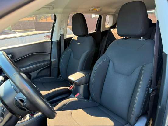 JEEP-COMPASS-2017