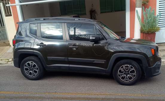 JEEP-RENEGADE-2018