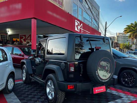 JEEP-WRANGLER-3.6 SPORT 4X4 V6 12V GASOLINA 2P AUTOMÁTICO JEEP-WRANGLER-2015
