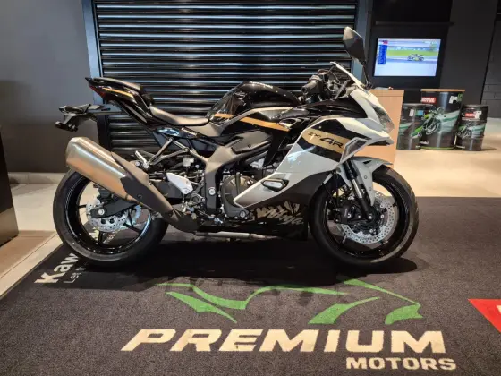 KAWASAKI NINJA ZX-4R SE 
