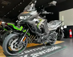 KAWASAKI VERSYS 1100 ABS KAWASAKI VERSYS 1100 ABS