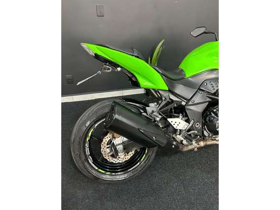 KAWASAKI-Z-750 KAWASAKI-Z-750-2011