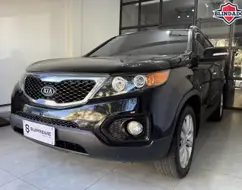 KIA SORENTO 2.4 EX2 4X2 16V GASOLINA 4P AUTOMÁTICO KIA SORENTO 2.4 EX2 4X2 16V GASOLINA 4P AUTOMÁTICO