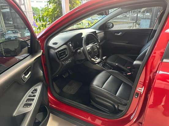 KIA-STONIC-2021