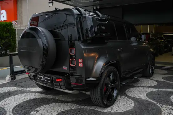 LAND ROVER-DEFENDER-2024