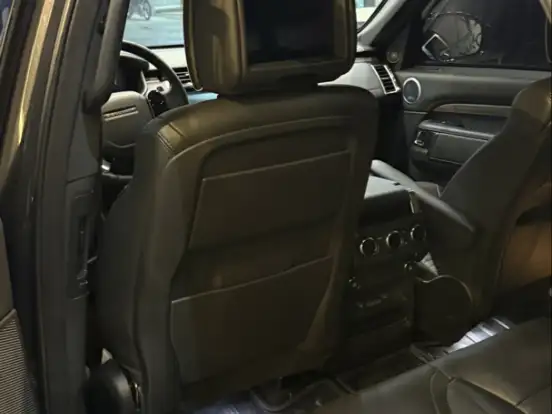 LAND ROVER-DISCOVERY-3.0 V6 TD6 DIESEL HSE 4WD AUTOMÁTICO LAND ROVER-DISCOVERY-2019