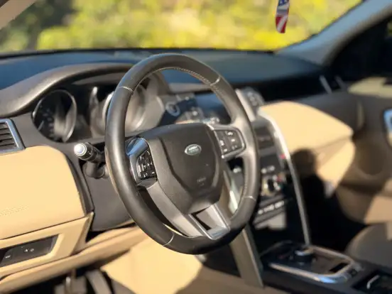 LAND ROVER-DISCOVERY SPORT-2018