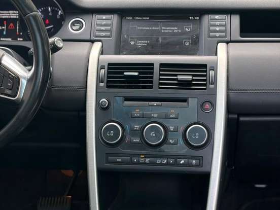 LAND ROVER-DISCOVERY SPORT-2.0 16V SI4 TURBO GASOLINA HSE 4P AUTOMÁTICO LAND ROVER-DISCOVERY SPORT-2015