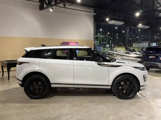 LAND ROVER-RANGE ROVER EVOQUE-2.0 P250 FLEX R-DYNAMIC SE AWD AUTOMÁTICO LAND ROVER-RANGE ROVER EVOQUE-2021