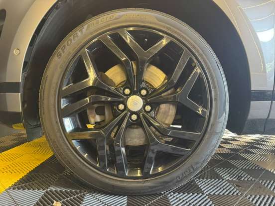 LAND ROVER-RANGE ROVER EVOQUE-2.0 P250 FLEX R-DYNAMIC SE AWD AUTOMÁTICO LAND ROVER-RANGE ROVER EVOQUE-2019