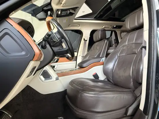 LAND ROVER-RANGE ROVER VOGUE-4.4 AUTOBIOGRAPHY SDV8 4X4 TURBO DIESEL 4P AUTOMÁTICO LAND ROVER-RANGE ROVER VOGUE-2020