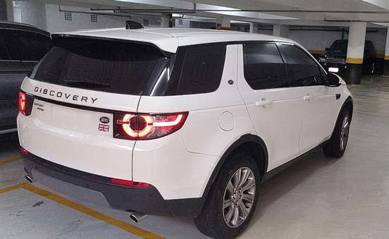 LAND ROVER-DISCOVERY SPORT-2017