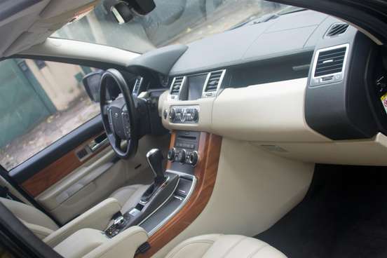 LAND ROVER-RANGE ROVER SPORT-2009