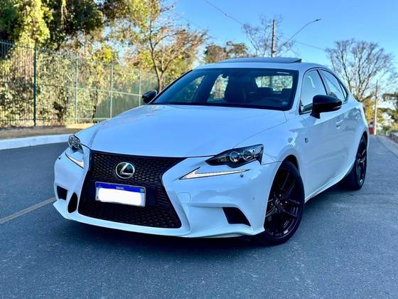 LEXUS IS250 F-SPORT 2.5 V6 24V GASOLINA 4P AUTOMÁTICO