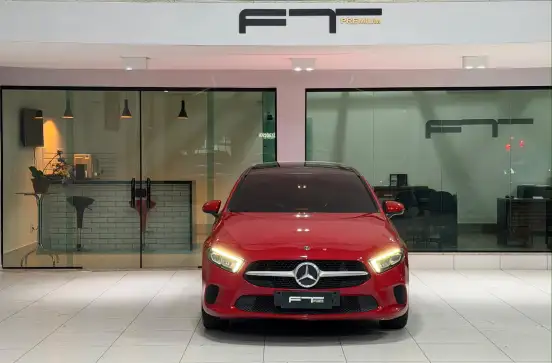 MERCEDES-BENZ-A 200-2019