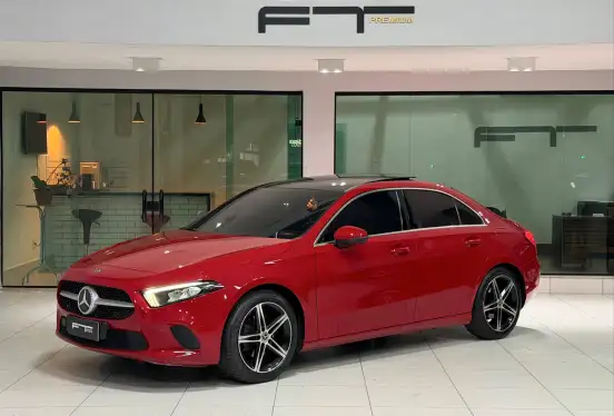 MERCEDES-BENZ-A 200-2019