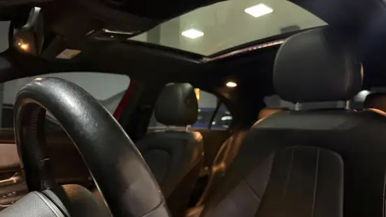 MERCEDES-BENZ-A 200-2019