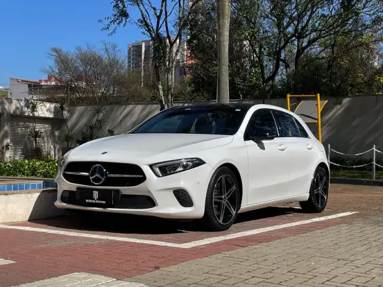 MERCEDES-BENZ-A 250-2019