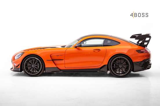 MERCEDES-BENZ-AMG GT-2021