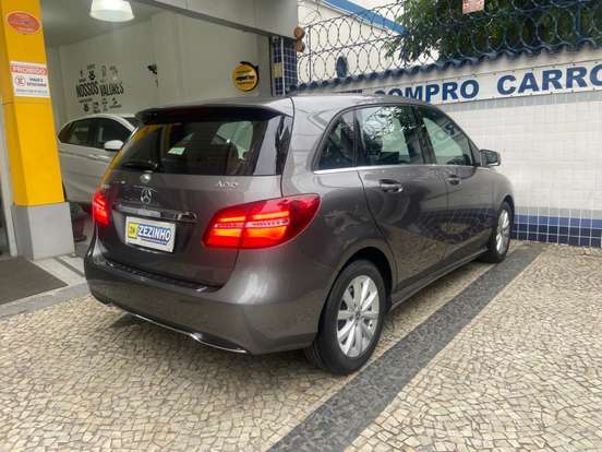 MERCEDES-BENZ-B 200-2017
