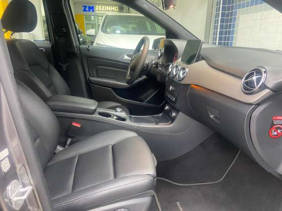MERCEDES-BENZ-B 200-1.6 CGI FLEX 7G-DCT MERCEDES-BENZ-B 200-2017