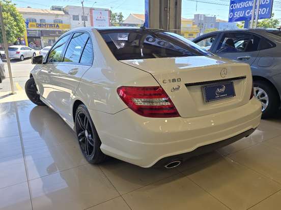 MERCEDES-BENZ-C 180-1.6 CGI SPORT 16V TURBO GASOLINA 4P AUTOMÁTICO MERCEDES-BENZ-C 180-2013