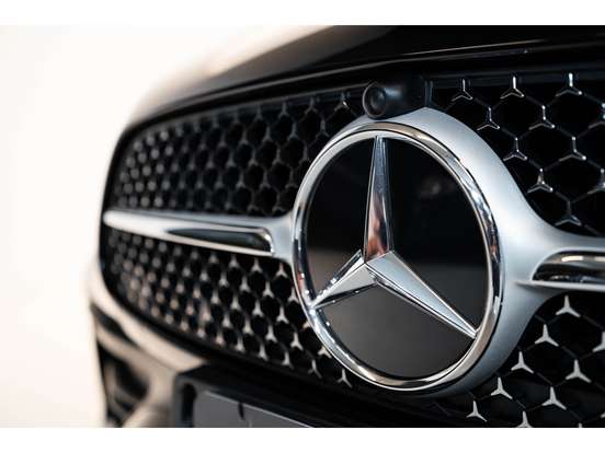 MERCEDES-BENZ-C 200-2025